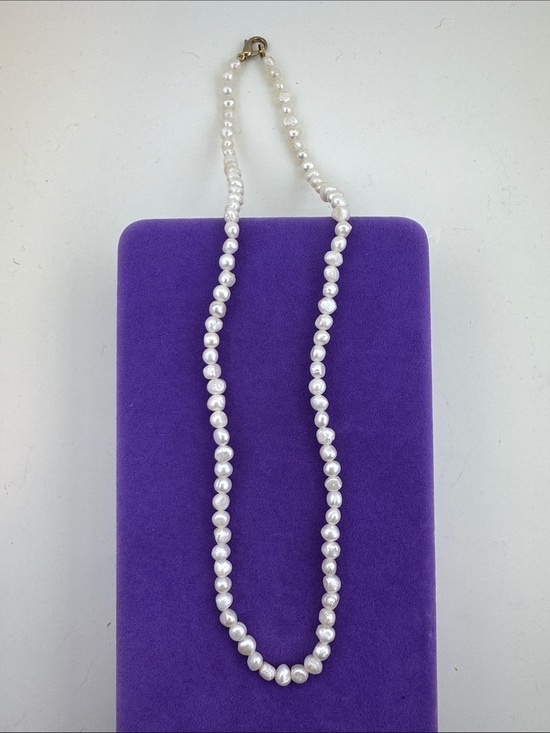 Jewelry - 💛 Classic Gold Tone Genuine White Pearl Strand Necklace | Mermaid Coastal